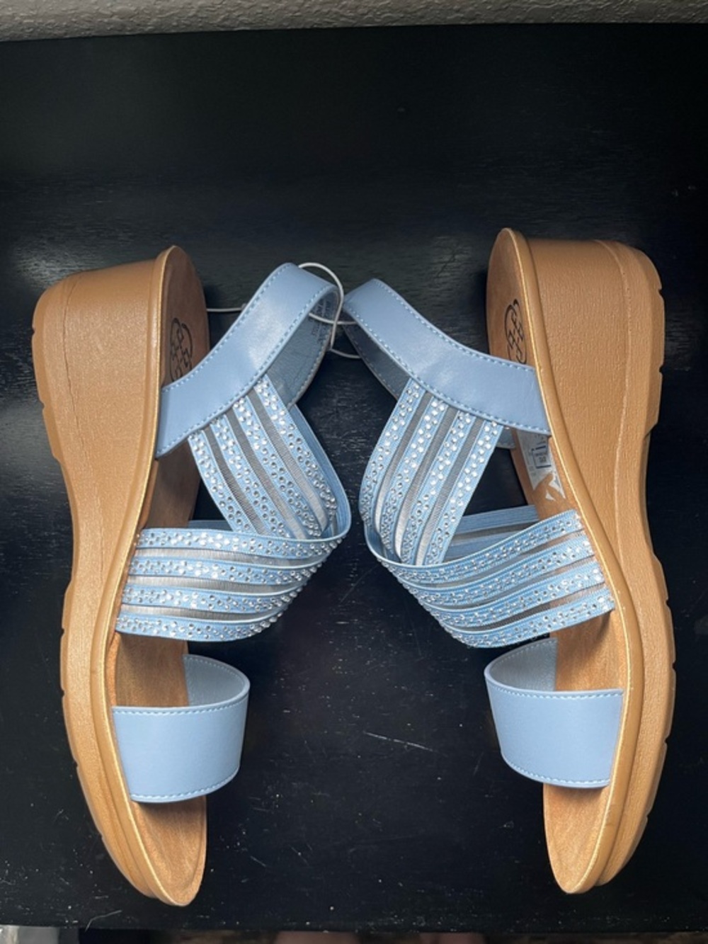 Daisy Fuentes Low Wedge Strap Sandal Light Blue Gray Open Toe Womens Size 6.5W